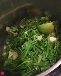 Vegane Low Carb Brokkolisuppe (Stoffwechselkur Diät)