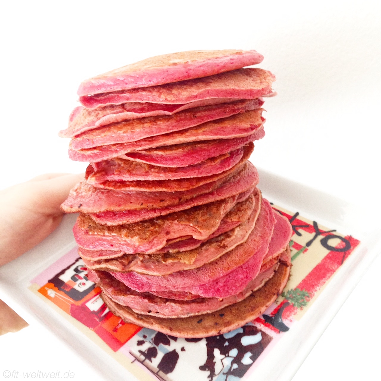 barbie-pinke-protein-pancakes-rote-beete