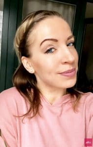 #MAKEUP für blaue #AUGEN im Alltag. Welche Lippenstift Farben und welche Lidschatten passen. Ich habe die Eyeshadow Palette von Banana Beauty (Werbung) von Instagram getestet, vegane Lipsticks und Brushes und tolle Lidschatten Farben (Glitzer, Braun, silber) +25% Rabatt Code (Werbung) Mit "fitweltweit" kannst du mindestens 25% Rabatt im Shop bekommen.