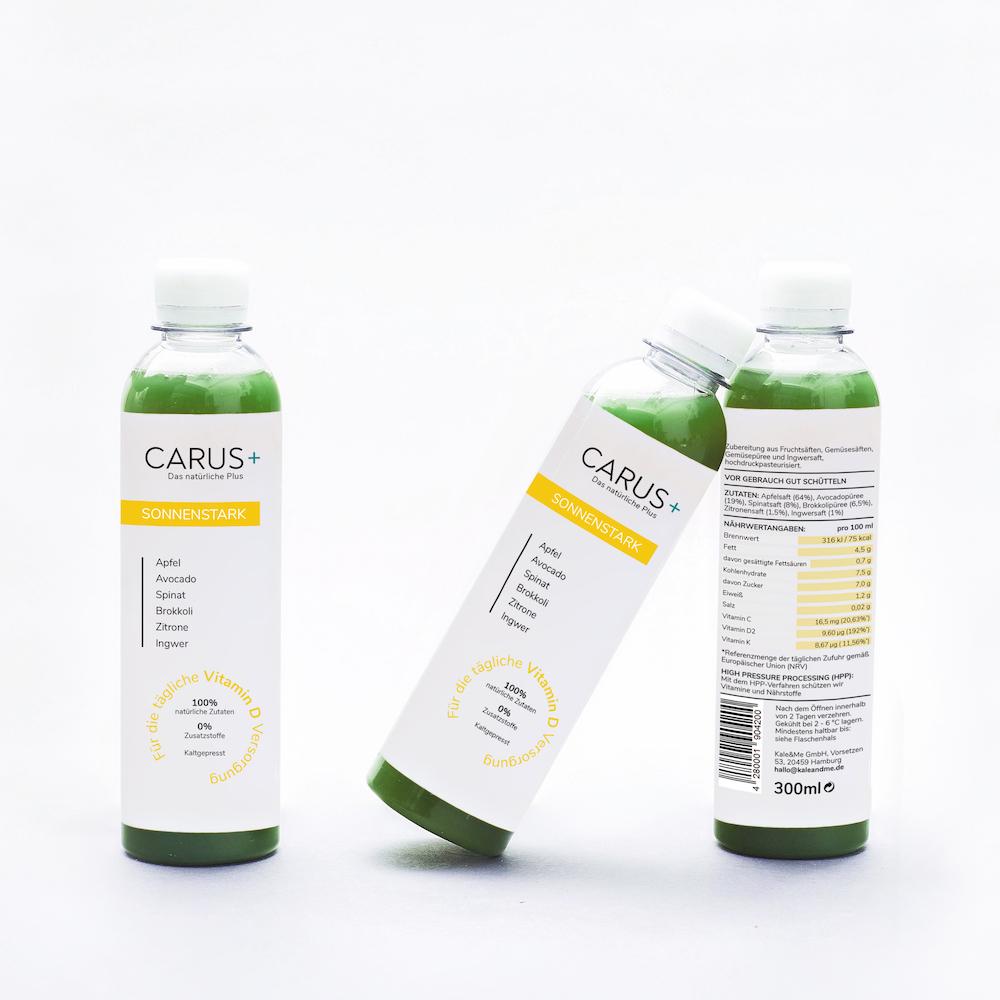 Sonnenstark von Carus+ Mit der ausgewählten Kombination aus Obst und Gemüse, die in Sonnenstark steckt, ist es uns gelungen einen Smoothie zu entwickeln, der auf natürliche Art und Weise den Tagesbedarf an Vitamin D deckt. Für mehr Wohlbefinden und Leistungsfähigkeit! Zutaten: ✓ Apfel ✓ Avocado ✓ Spinat ✓ Brokkoli ✓ Zitrone ✓ Ingwer Mit dem Gutscheincode "fitweltweit4you" gibt es für dich zu deiner Carus+ Bestellung noch 2 Säfte oder 2 Shots und einen echt coolen Jutebeutel mit witzigen Aufdruck geschenkt.