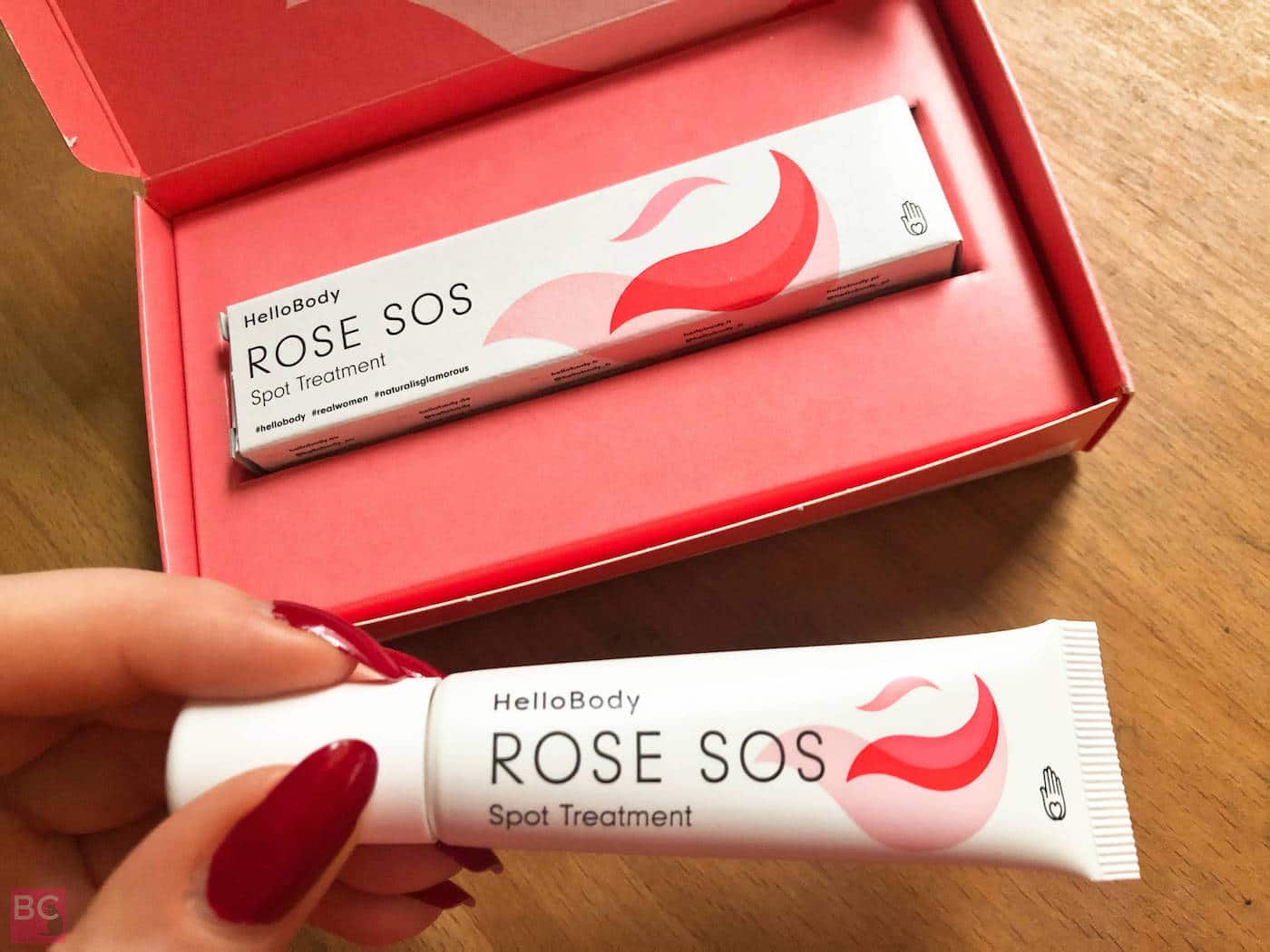 HelloBody ROSE SOS Erfahrungen – Anti Pickel Spot Treatment. Meine Bewertung Anti Pickel Creme Wirkung HelloBody ROSE SOS Erfahrungen – Anti Pickel Spot Treatment. Meine Bewertung Anti Pickel Creme Wirkung
