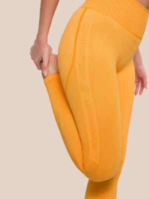 Youre Nature collection Bein Leggings Details im Stoff