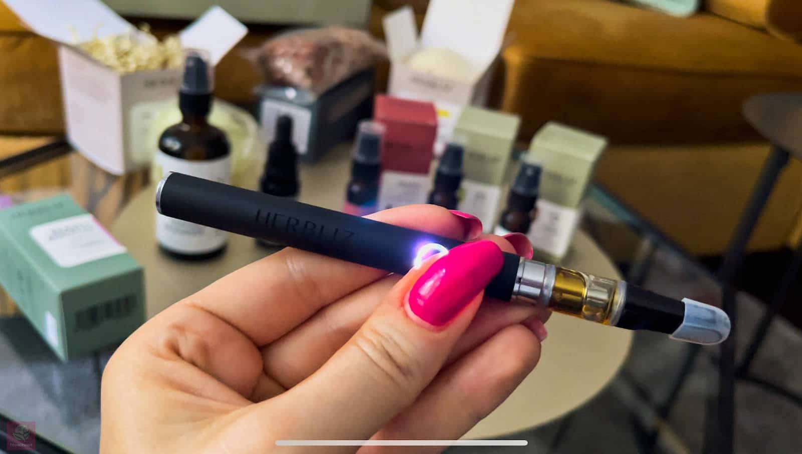 VAPE HERBLIZ ERFAHRUNGEN Rezension Testbericht Maxsriq Vape Pen Anwendung