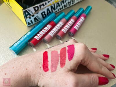 SWATCHES Banana Beauty Liquid Lipsticks Sommer Farben