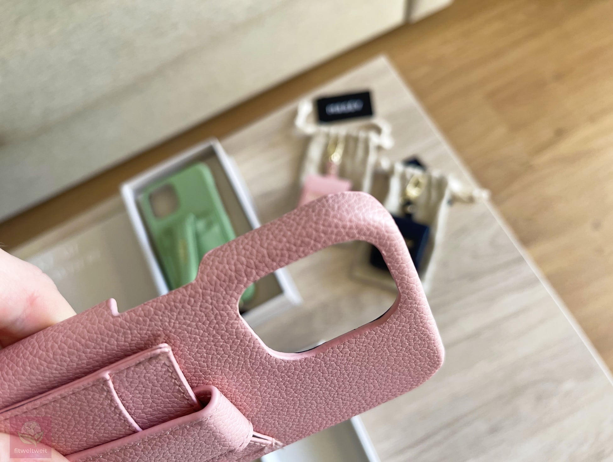 MRSEY iphone Case Verarbeitung der Kanten Handyhülle rosa